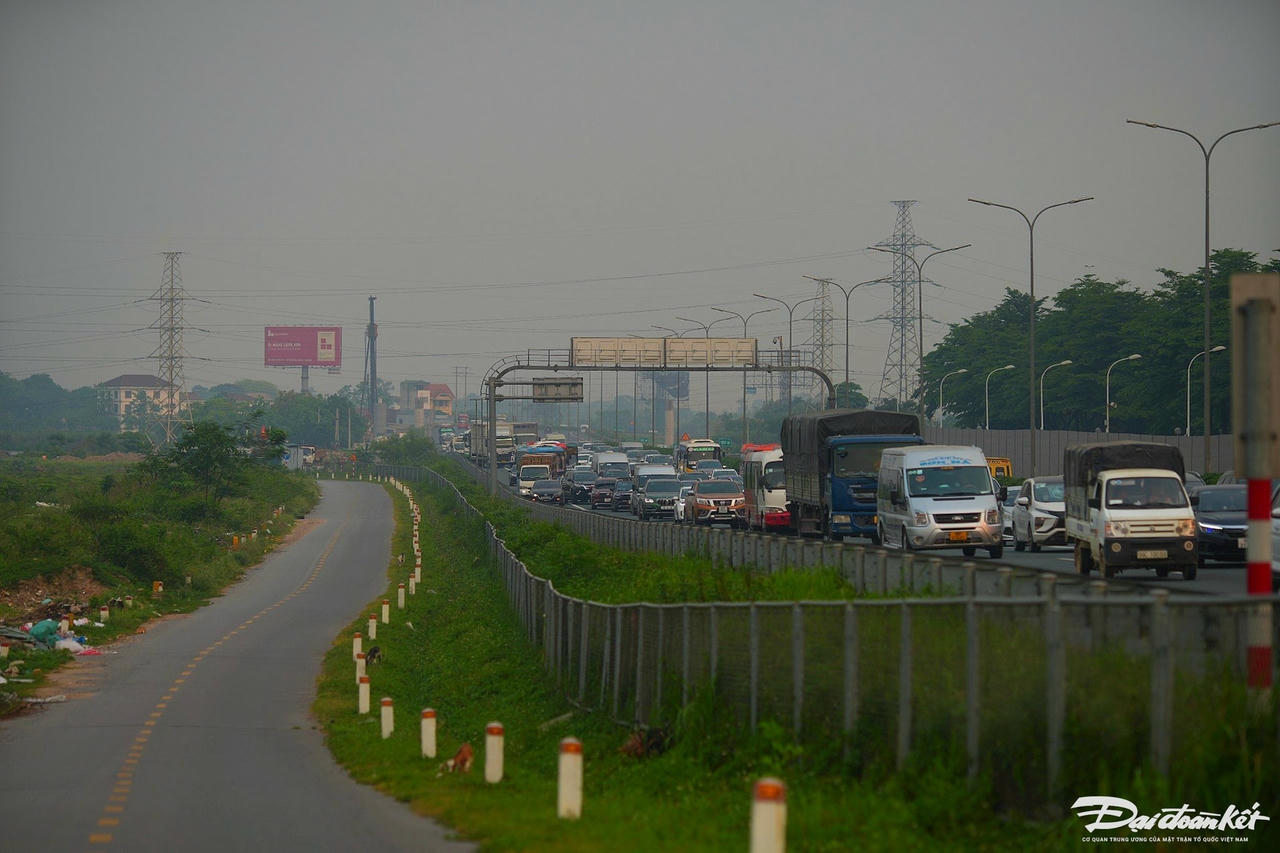 un_tac-le-khanh15.jpg