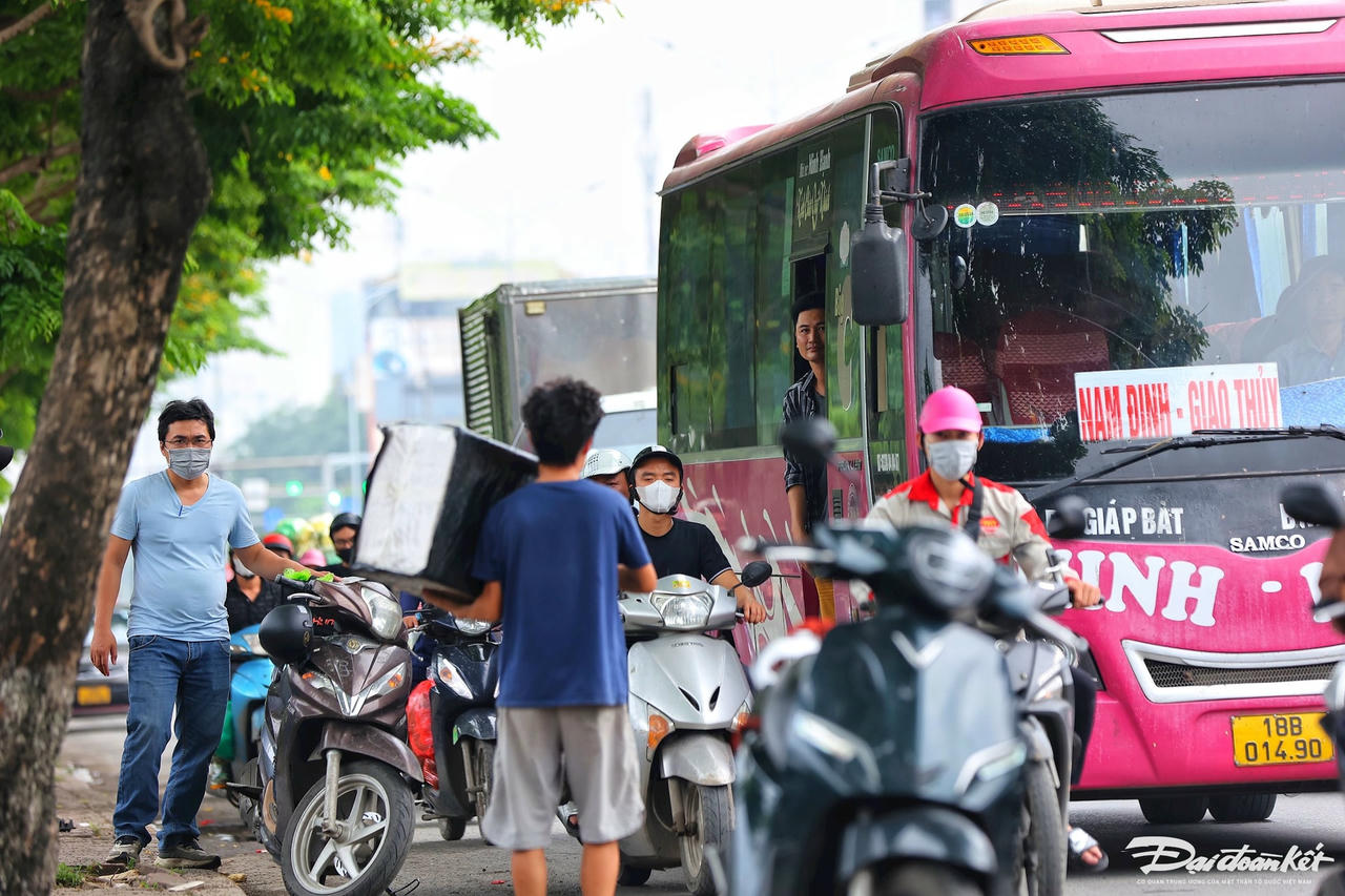 xe_du_ben_coc-le-khanh12.jpg