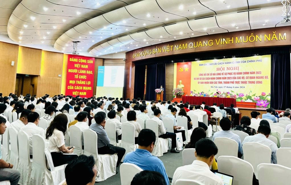 2203717_quang_canh_hoi_nghi_10170817.jpg