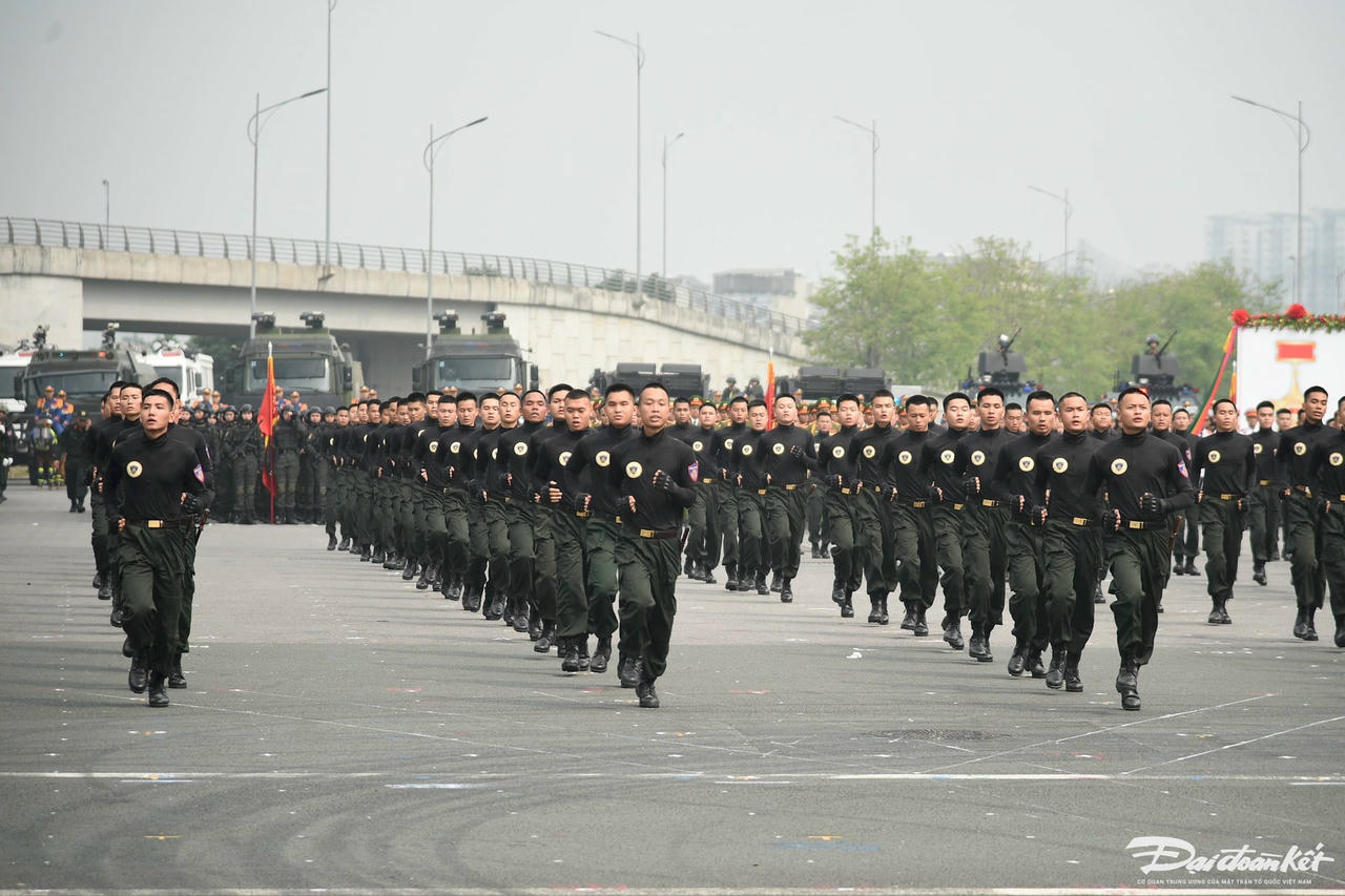 ky-niem-50-nam-canh-sat-co-dongntd_8383.jpg