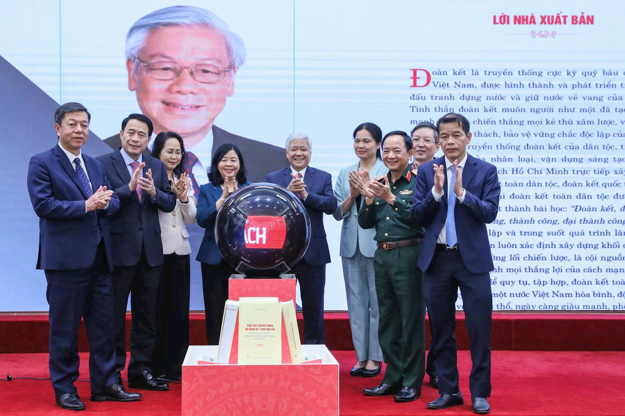 Tổng Bí thư Nguyễn Phú Trọng với Mặt trận Tổ quốc Việt Nam - Một tư tưởng lớn và tình cảm chân thành trong xây dựng khối đại đoàn kết toàn dân tộc