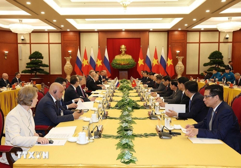 TTXVN_2006TongbithuTongthongVietnamNga1.jpg