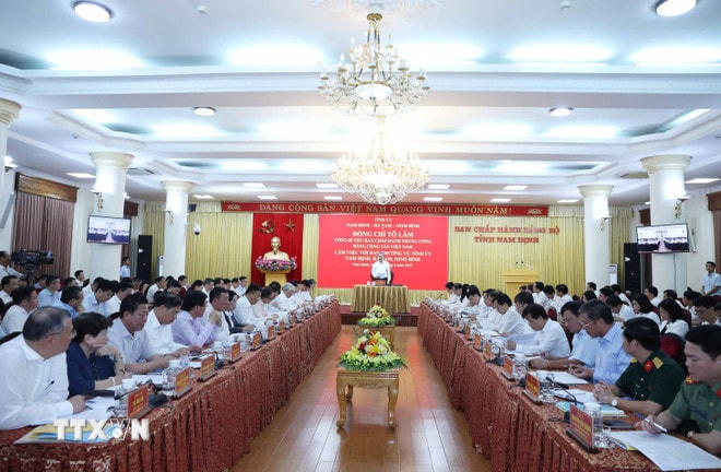 Tổng Bí thư Tô Lâm phát biểu. (Ảnh: Thống Nhất/TTXVN) ttxvn-tong-bi-thu-to-lam-lam-viec-voi-ban-thuong-vu-tinh-uy-nam-dinh-ha-nam-ninh-binh-5.jpg
