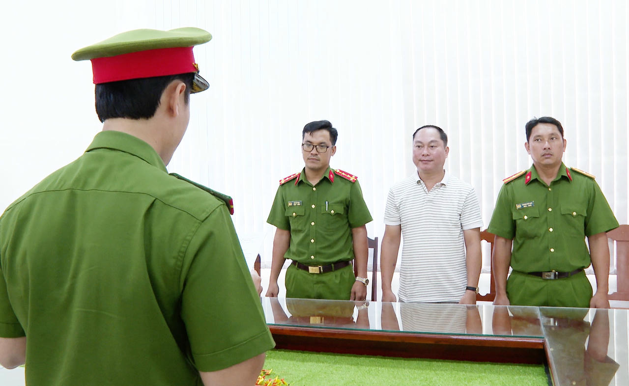 NGUYỄN HỮU KHOA