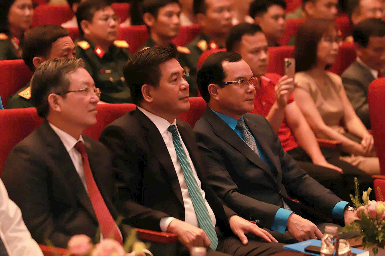 khang.jpg