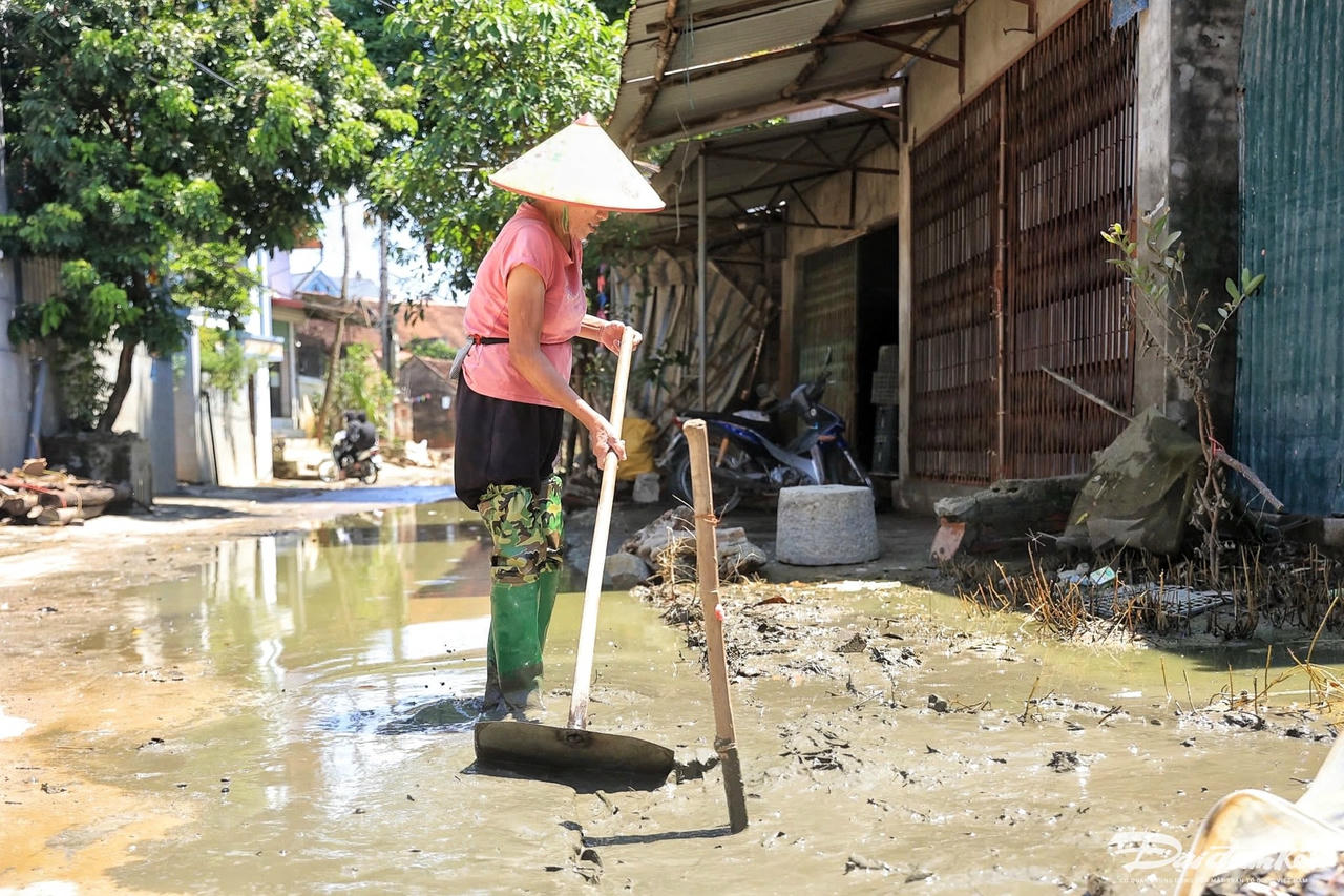 nuoc_rut_le-khanh14.jpg