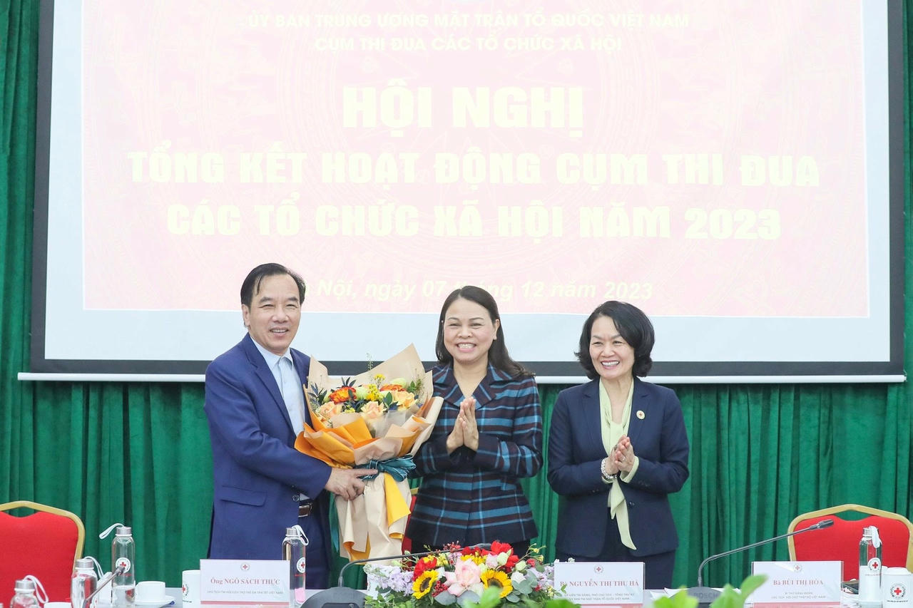 anh-bai-chinh.jpg