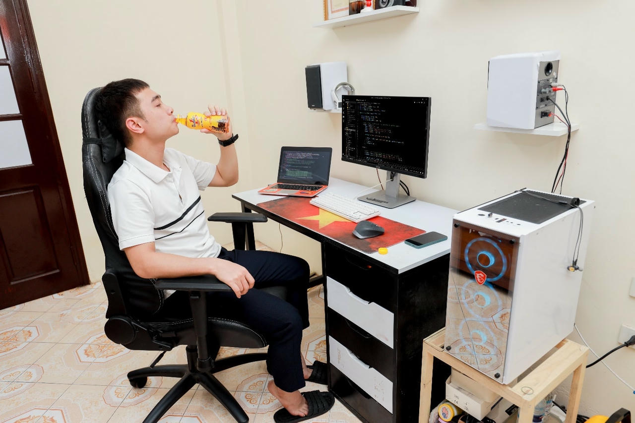 Nhiều giải pháp được tìm kiếm và áp dựng để vượt qua cơn buồn ngủ khi làm việc về đêm.