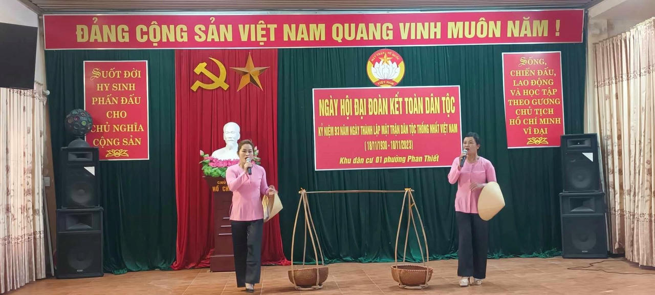 tiet-muc-ngay-mua-mang-den-ngay-hoi-mot-khong-khi-vo-cung-am-ap-goi-nho-nhung-ky-niem-kho-quen.jpg