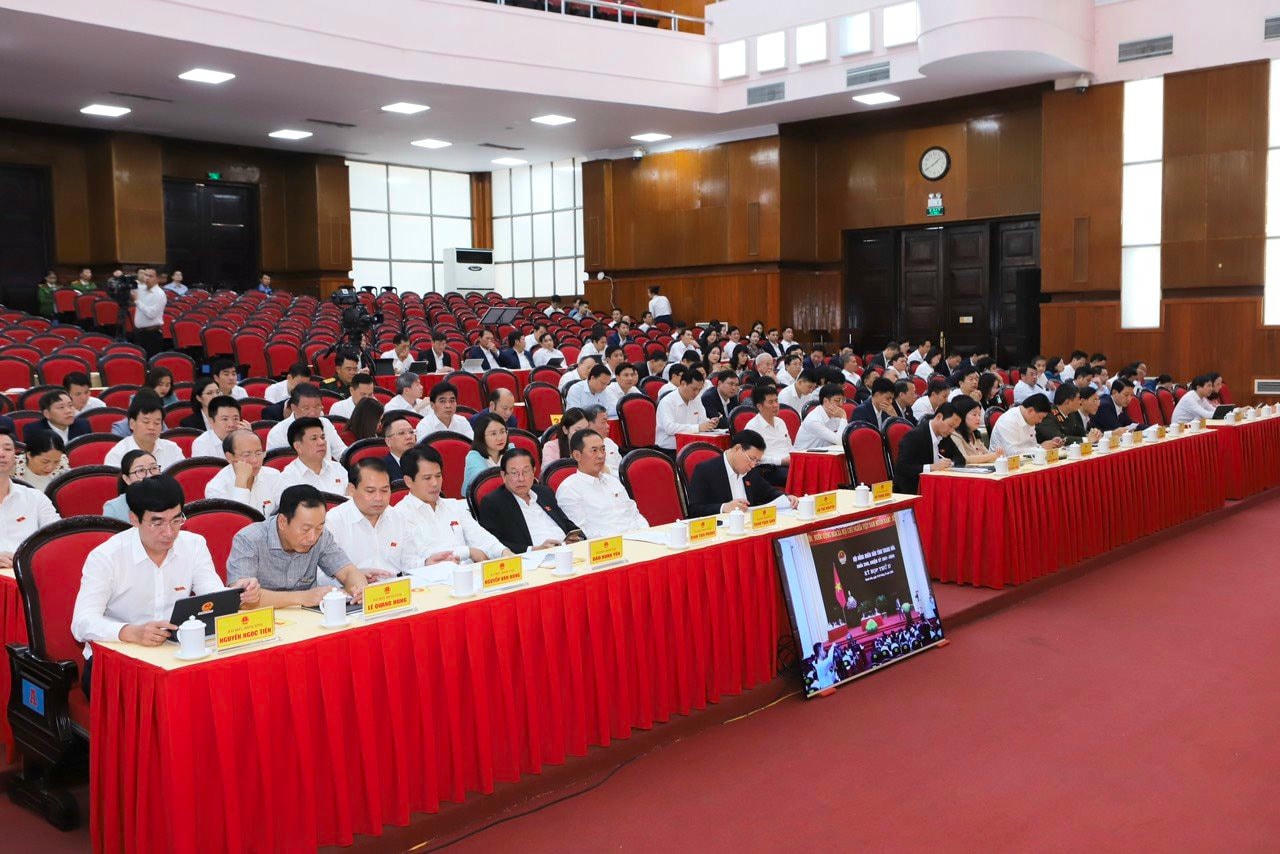 hop-buoi-chieu.jpg