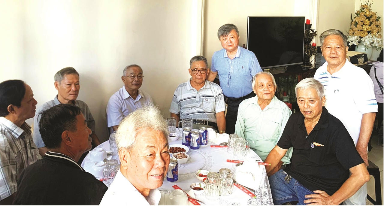 anh-3-nha-in-bao-giai-phong-giua-dai-ngan.jpg