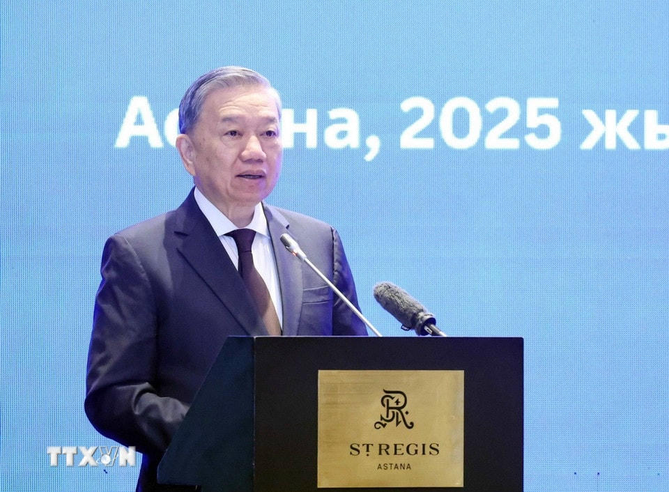 Tổng Bí thư Tô Lâm phát biểu tại Toạ đàm bàn tròn doanh nghiệp Việt Nam-Kazakhstan. (Ảnh: Thống Nhất/TTXVN)