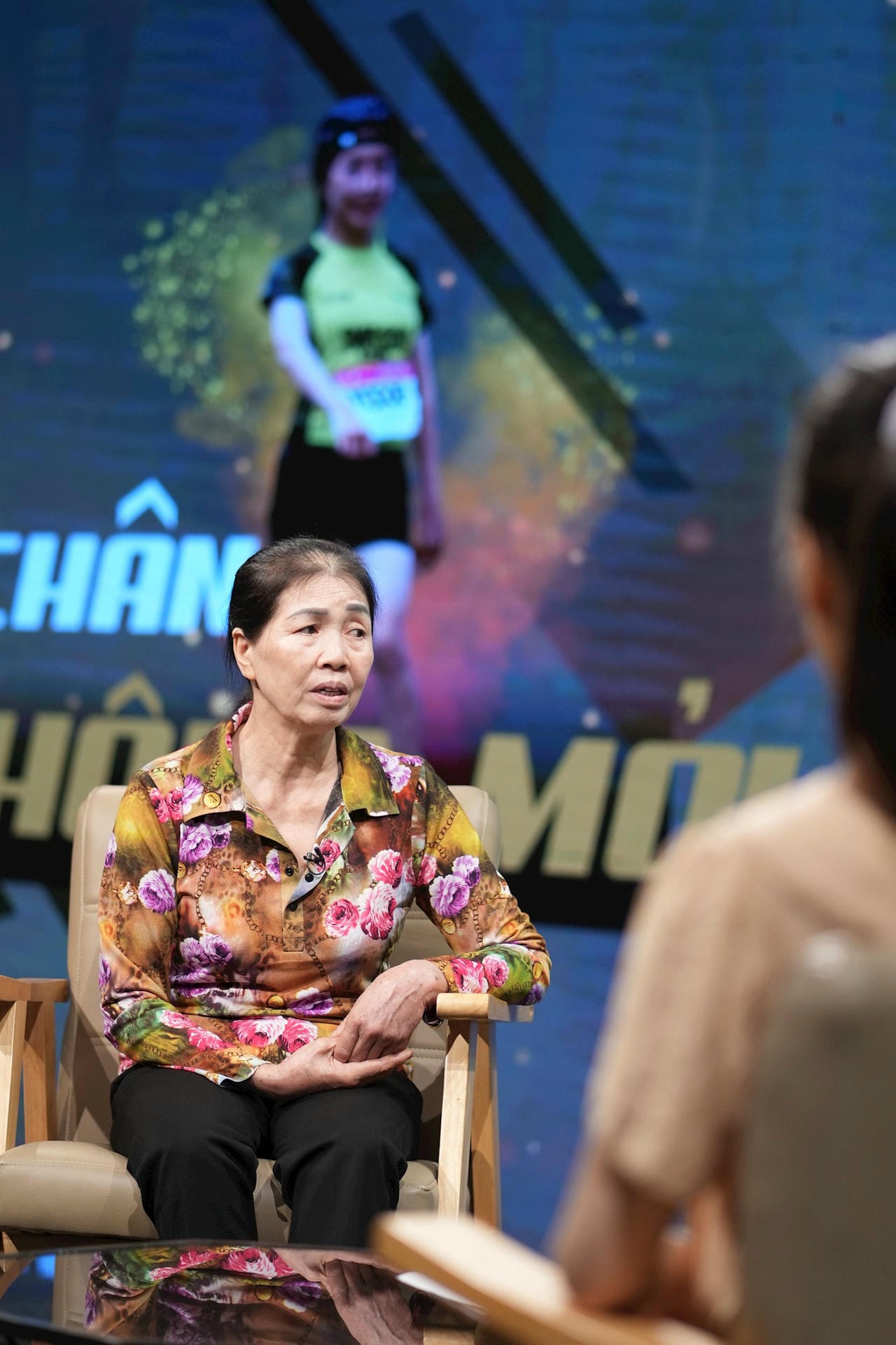 co-nguyet-me-cua-thuy-ngan-.jpg