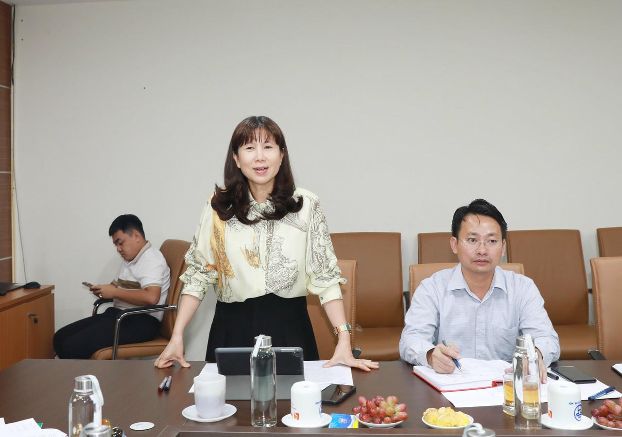 Giám đốc Sở Du lịch Hà Nội Đặng Hương Giang phát biểu tại buổi kiểm tra.