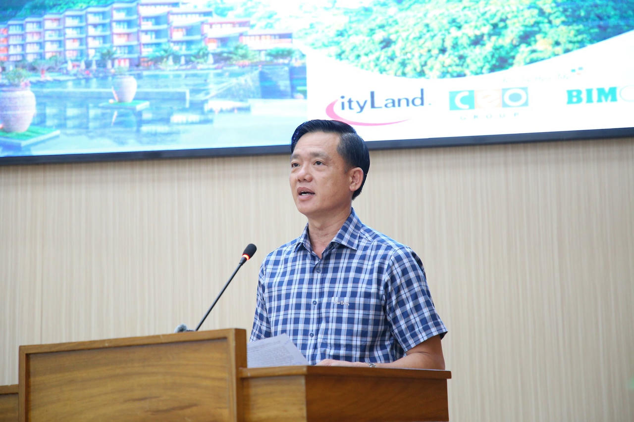 ông Khoa