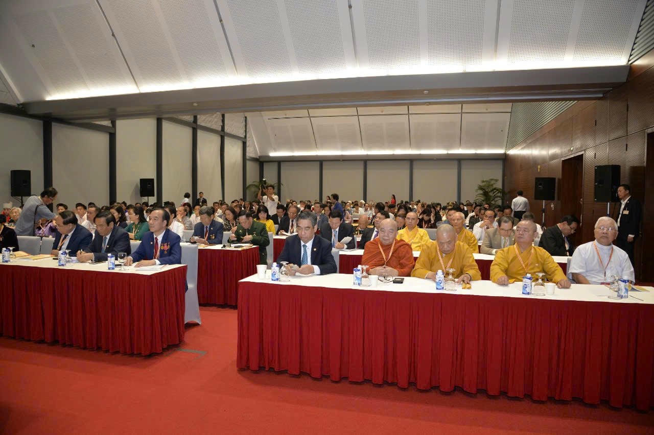 Quang cảnh tổ thảo luận số 2.