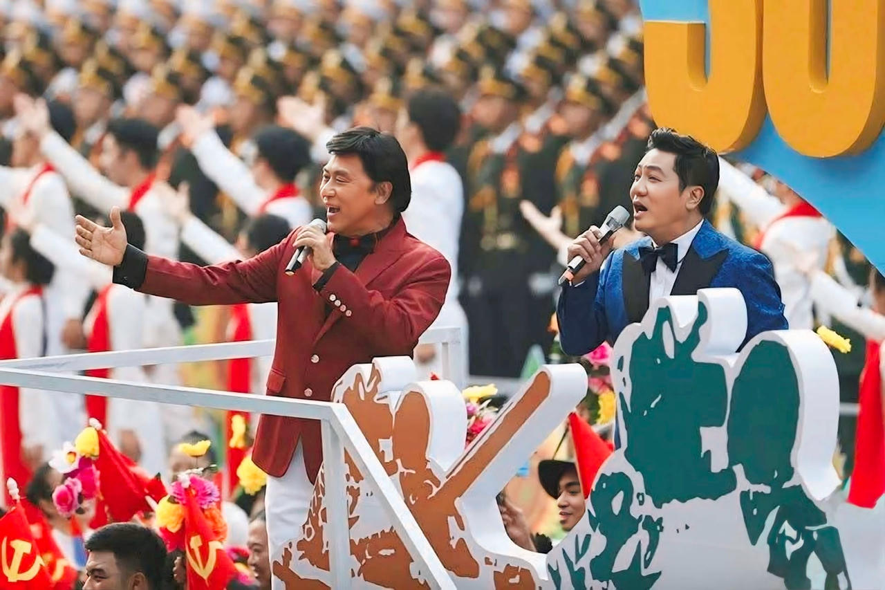2 NSND hát Đại lễ (1)