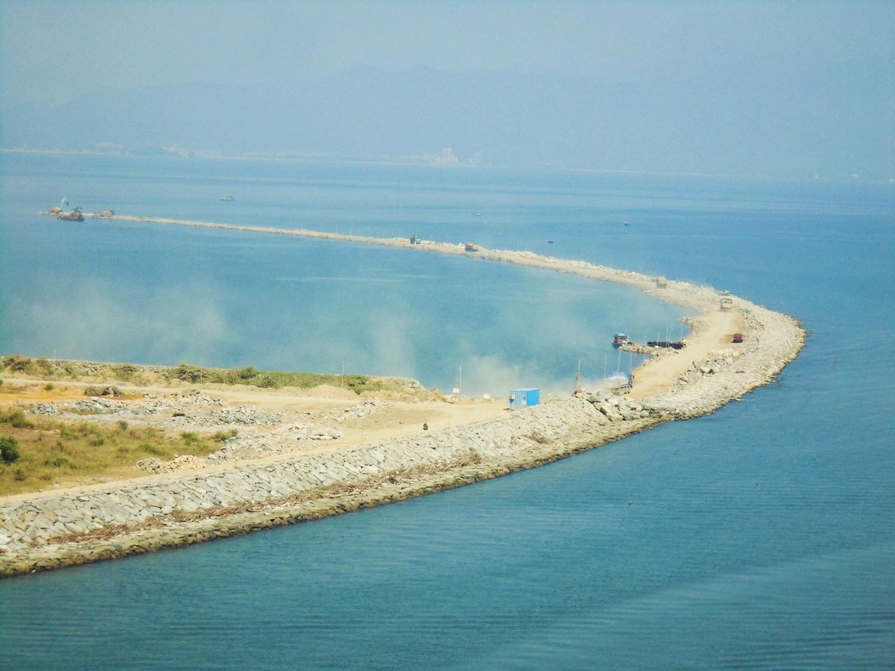 anh2.lanbienvunhom.jpg