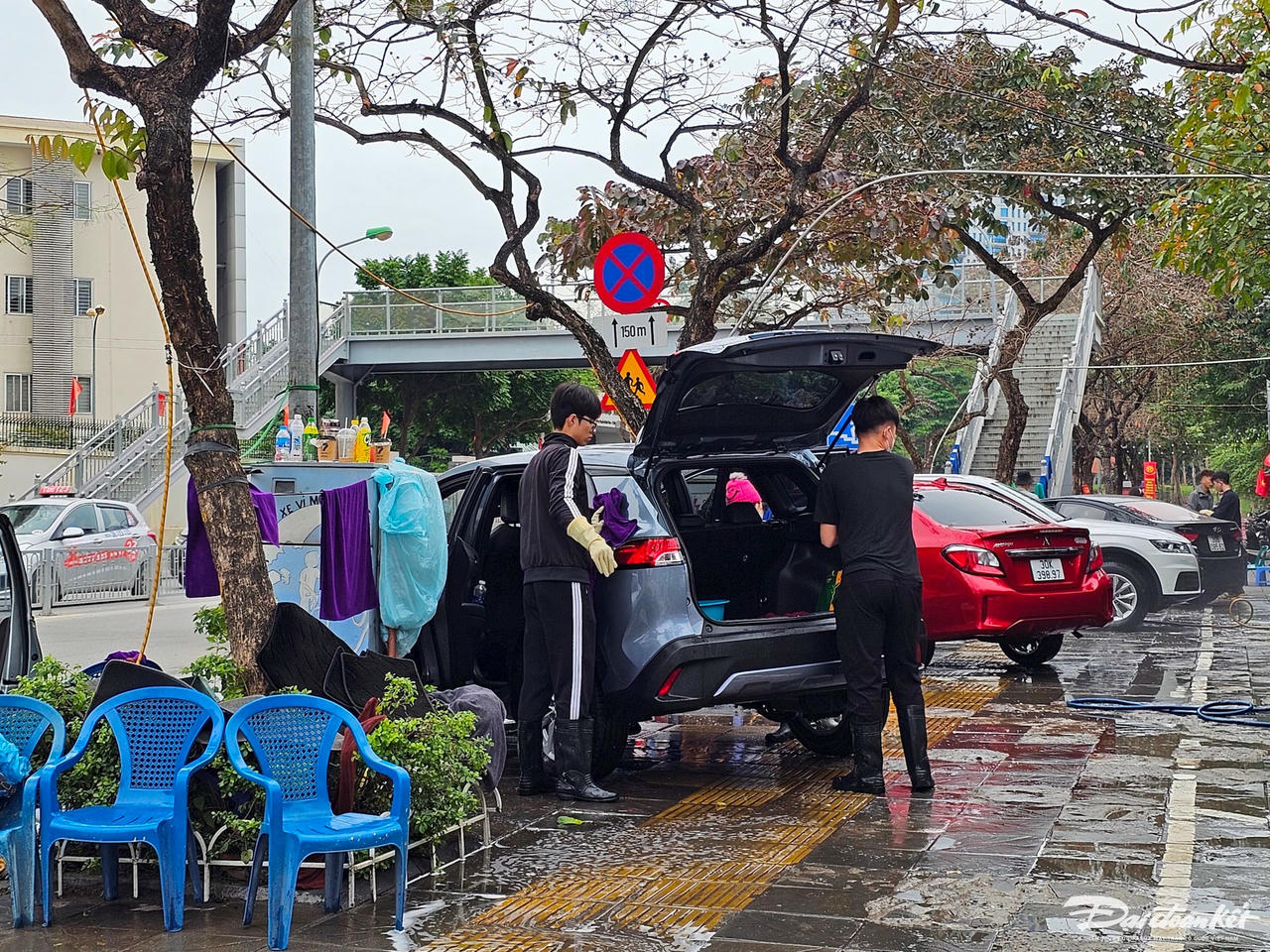 W_rua_xe-le-khanh9.jpg