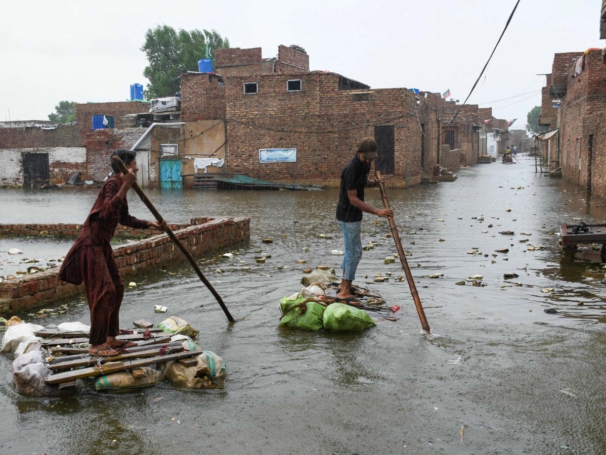 Lũ lụt tàn phá Pakistan. Ảnh: Getty.