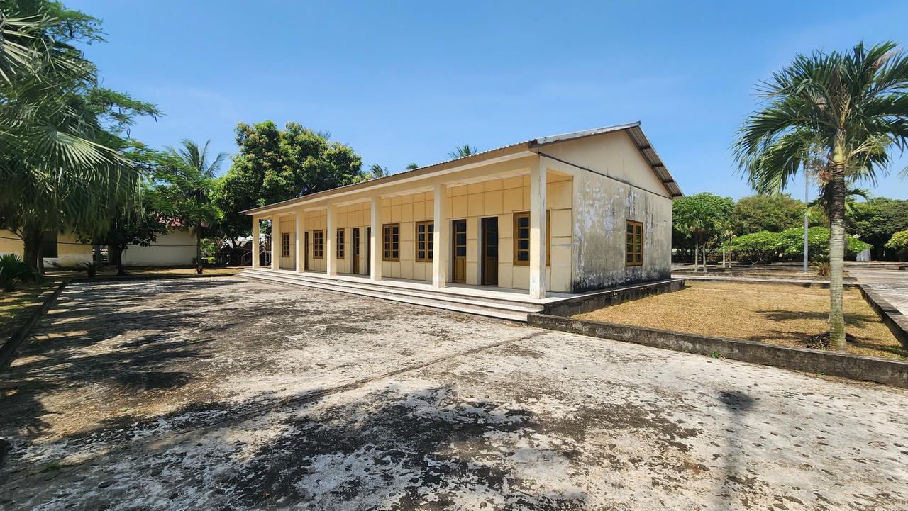 Vẫn theo ông Nguyễn Minh Hiếu, với quyết tâm cao nhất, năm 1973, những chiếc tàu chở theo vật liệu xây dựng từ miền Bắc lần lượt cập cảng Đông Hà; cùng với đó, sau 25 ngày thi công quyết liệt, Trụ sở Chính phủ Cách mạng lâm thời Cộng hòa miền Nam Việt Nam hoàn thành đúng theo kế hoạch đề ra.