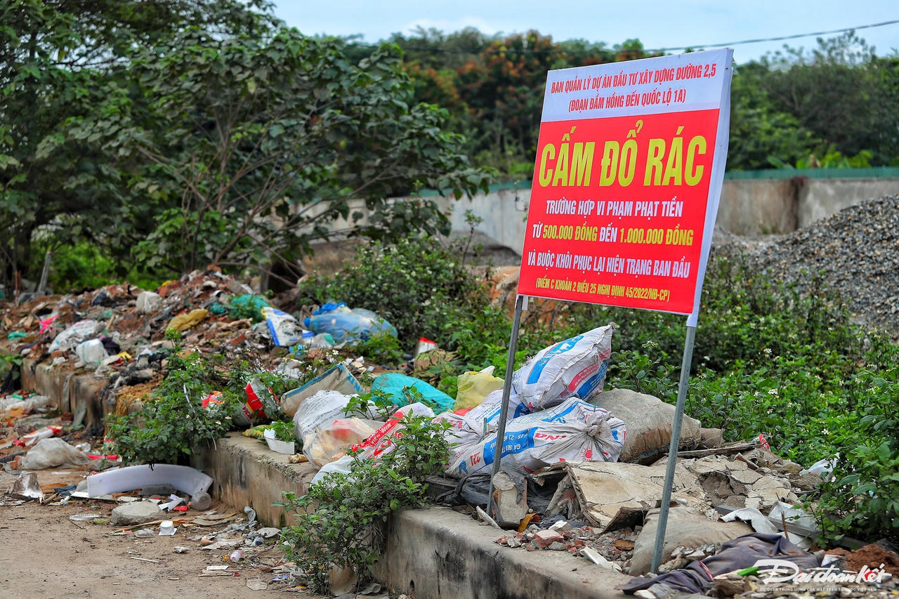 W_vanh_dai_2-5-le-khanh10.jpg