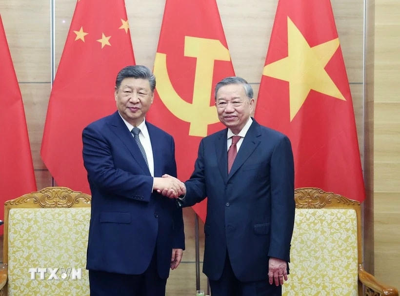 Tổng Bí thư Tô Lâm và Tổng Bí thư, Chủ tịch nước Trung Quốc Tập Cận Bình. (Ảnh: Thống Nhất/TTXVN)