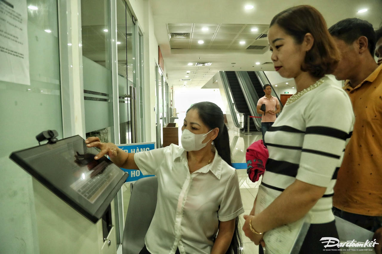 W_cap_doi_bang-le-khanh6.jpg