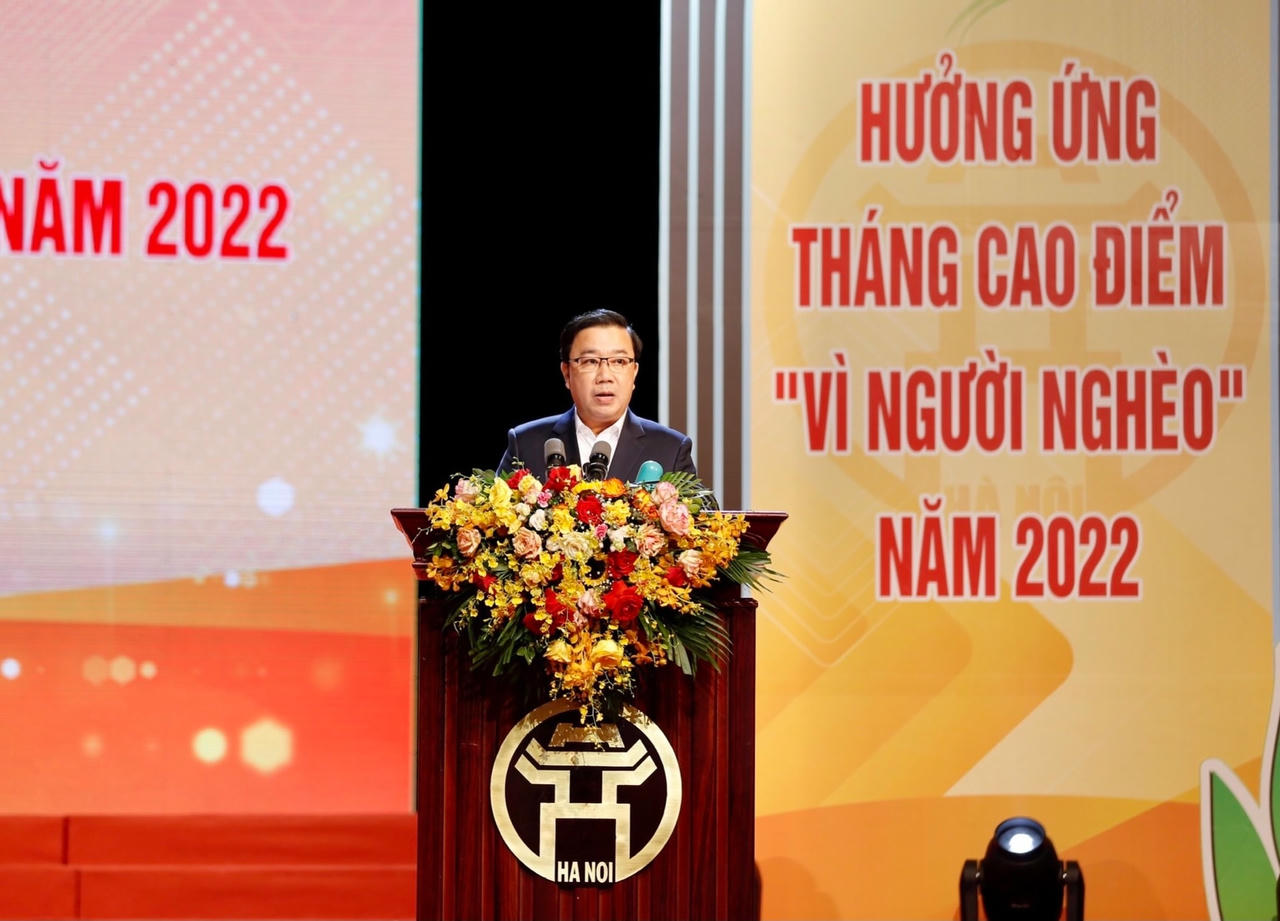 Đồng chí Chử Xuân Dũng - Phó Chủ tịch UBND thành phố phát biểu khai mạc Lễ phát động.