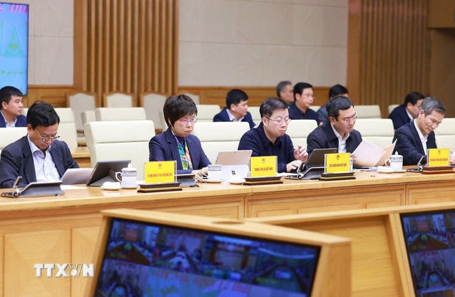 Đại diện các bộ, ngành tham dự phiên họp của Ban Chỉ đạo Trung ương triển khai xóa nhà tạm, nhà dột nát. (Ảnh: Dương Giang/TTXVN) ttxvn-xoa-nha-tam-thu-tuong-4.jpg