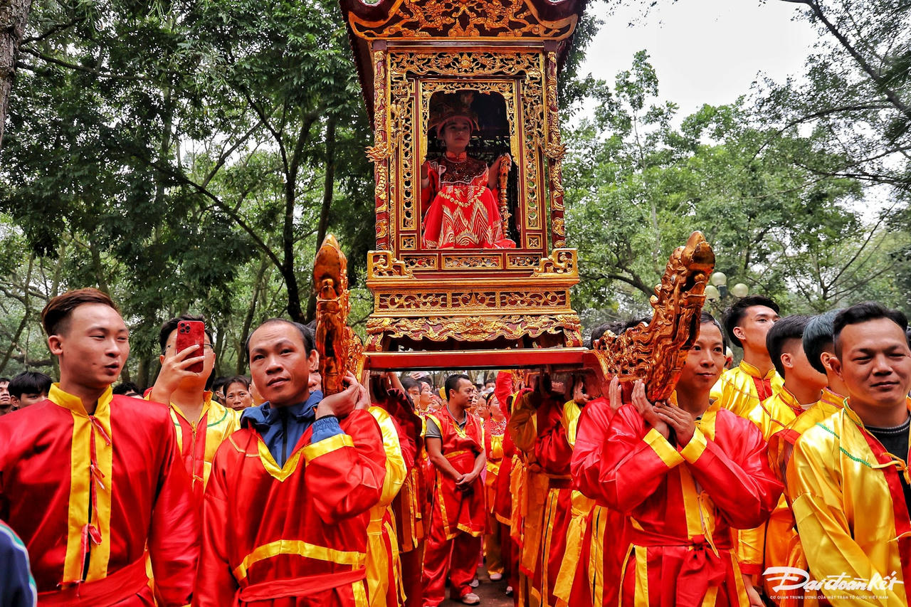 W_hoi_giong_soc_son-le-khanh18.jpg
