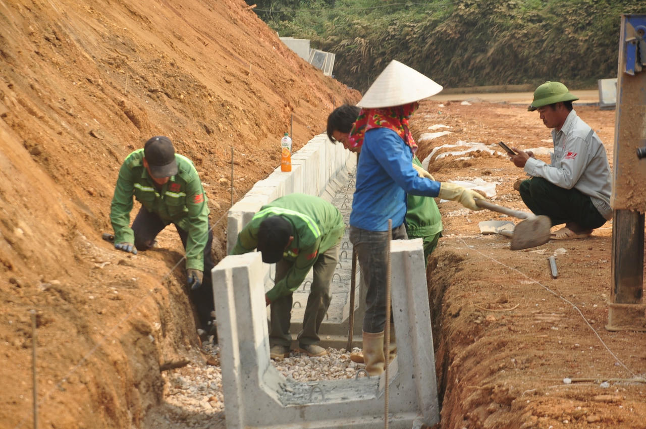 làng Nủ 2