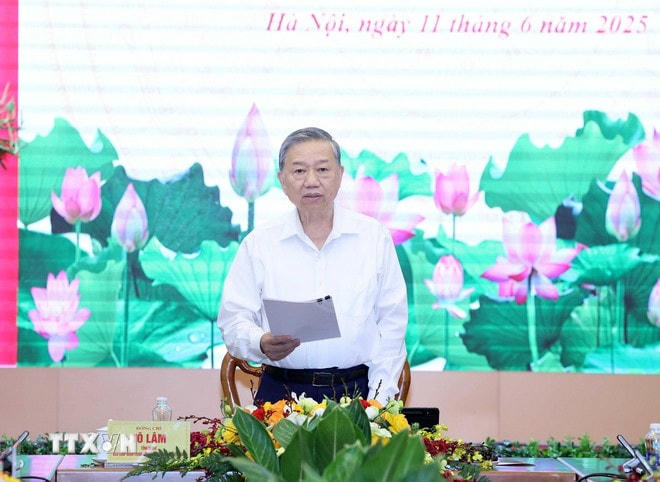 ttxvn-tong-bi-thu-ban-tuyen-giao-6.jpg