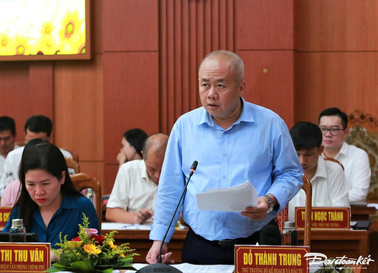 LAM VIEC 2