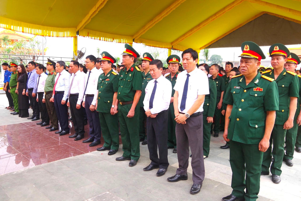 1-truy-dieu-12-hai-cot-liet-si.jpg