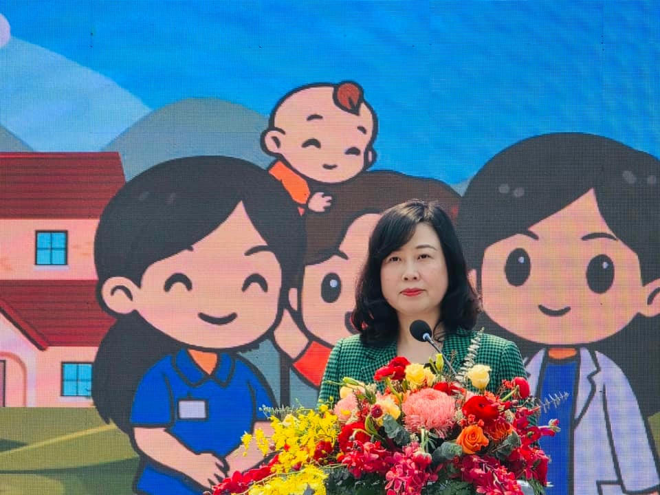 Bà Lan