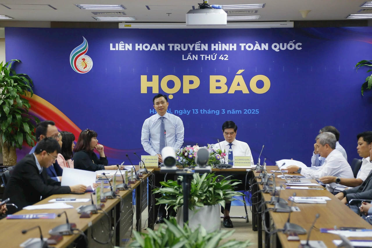 Lien hoan truyen hinh