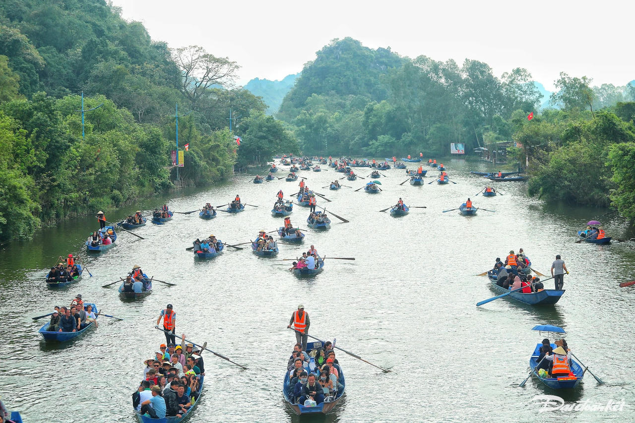 W_chua_huong-le-khanh23.jpg