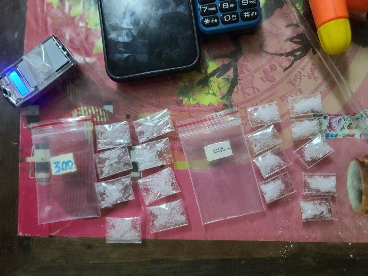 z5534957621186_15382449e44f2b7e7a05b57789e60a8f-copy.jpg