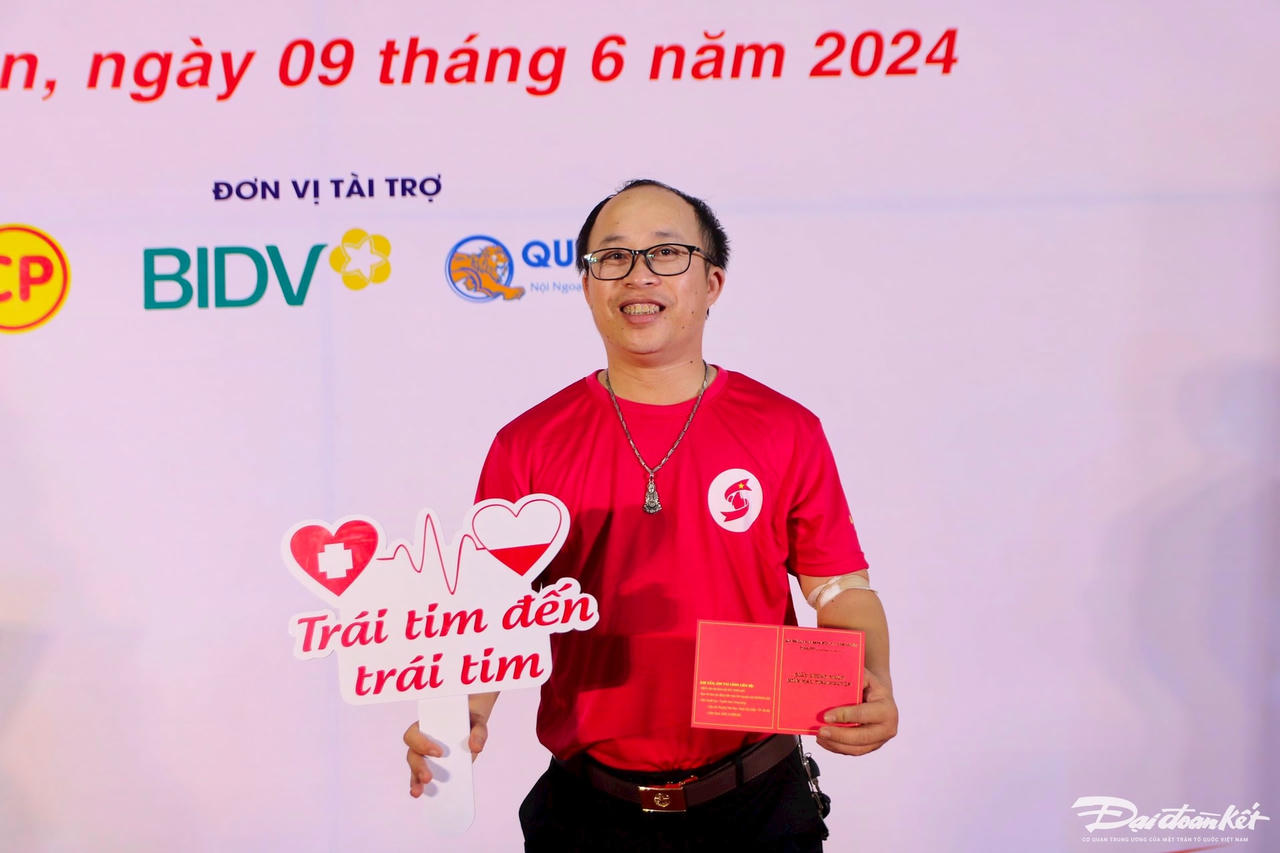 z5531672859184_2574c109f7f8bf3620abc8ae0ed659c9.jpg