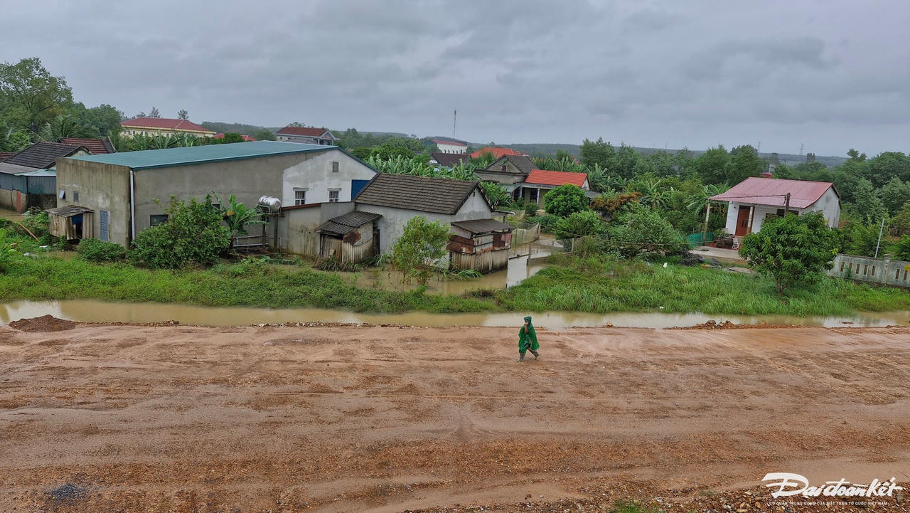 4-ngap-nuoc-cam-hieu.jpg