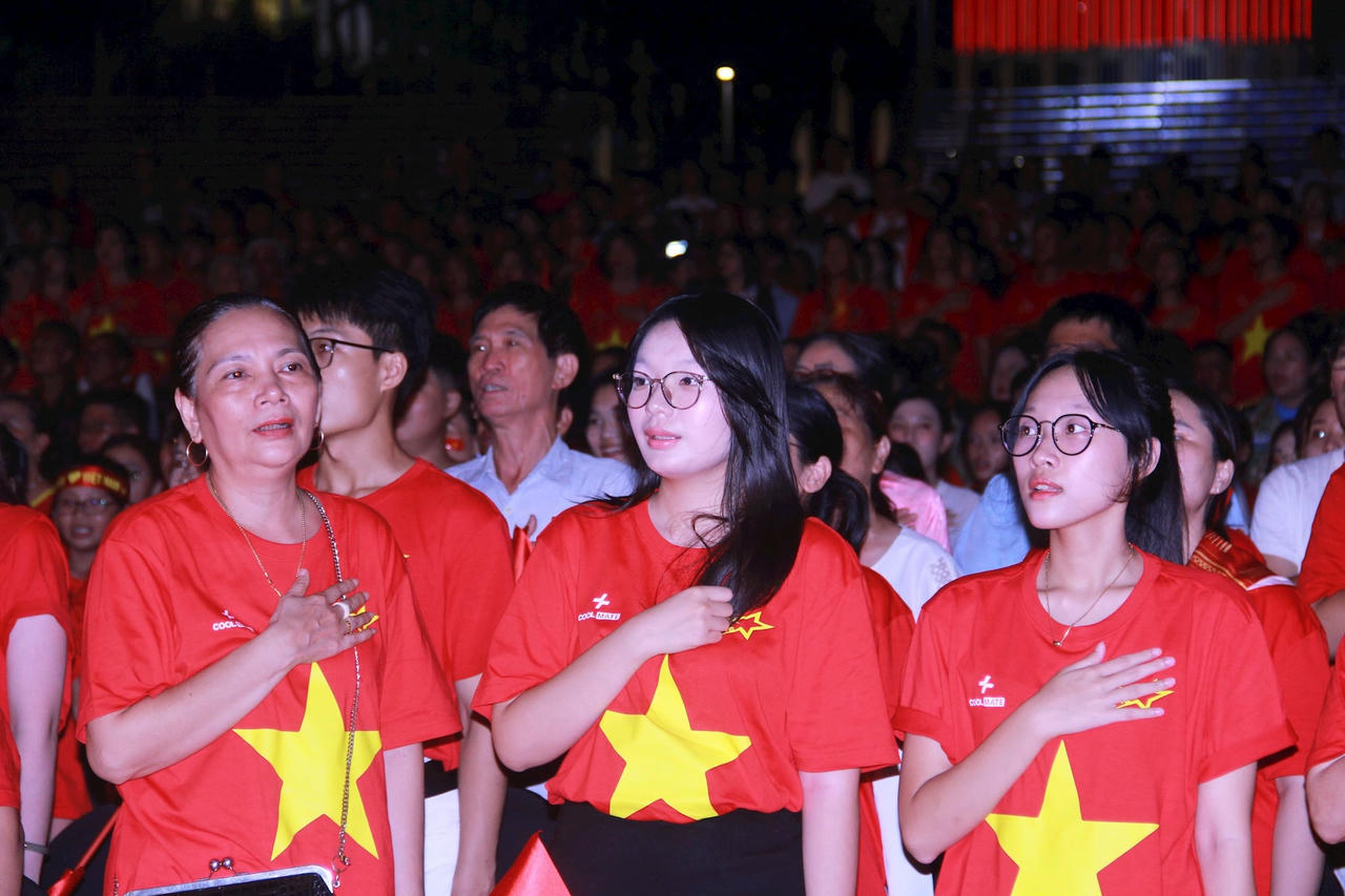 nghethuatchinhluan2.jpg
