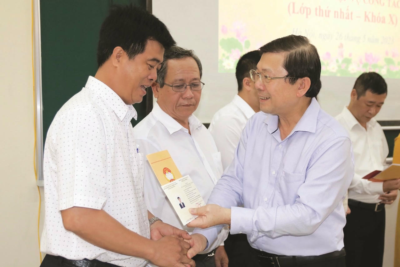 mat-tran-4.jpg