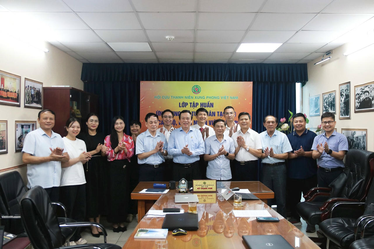 Đại biểu chụp ảnh lưu niệm tại lớp tập huấn. Ảnh: Tiến Đạt.