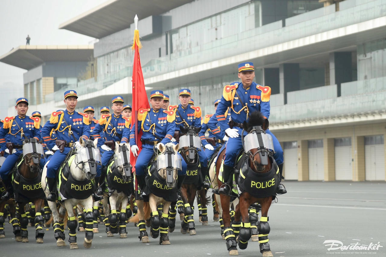 ky-niem-50-nam-canh-sat-co-dongntd_8173.jpg