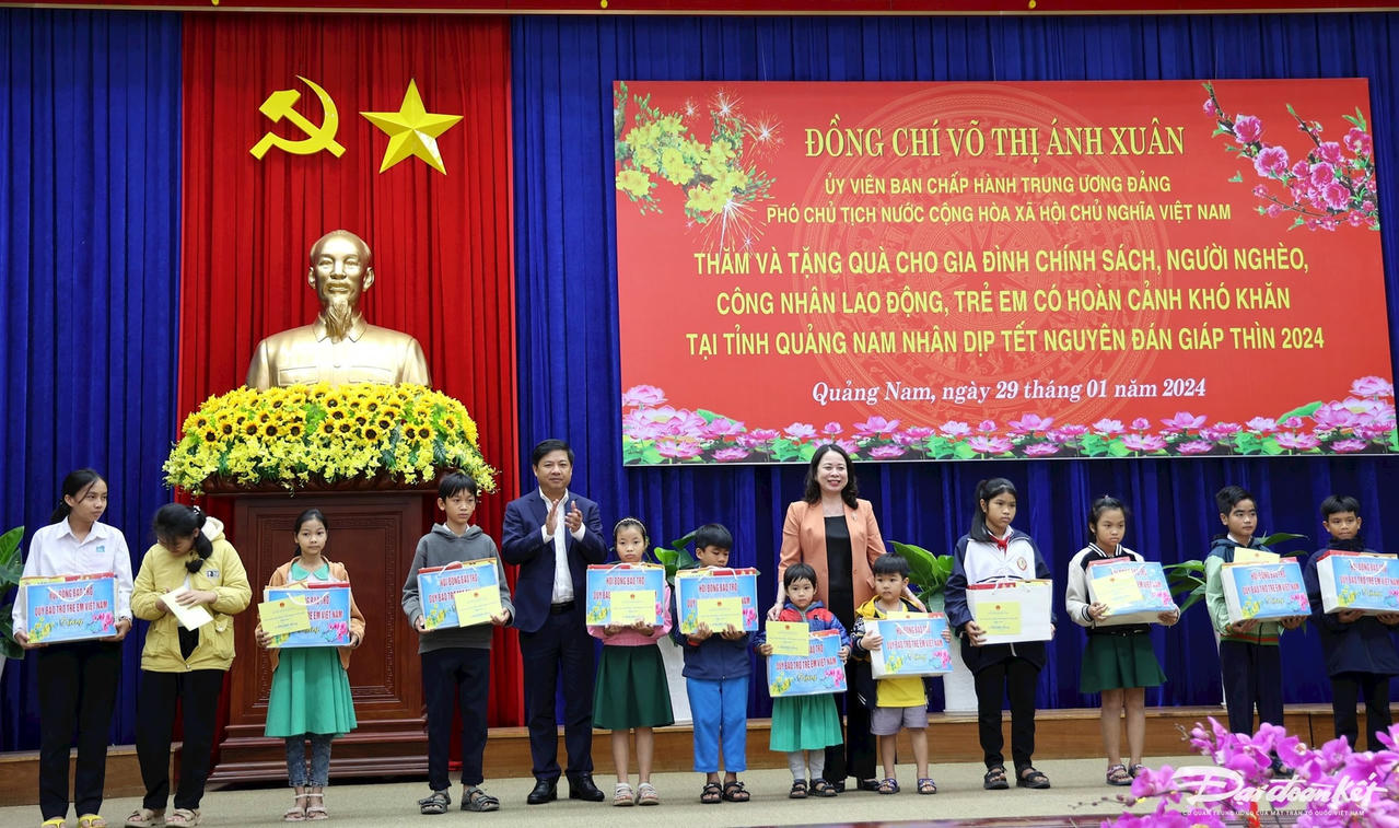 W_tang-qua-4.jpg