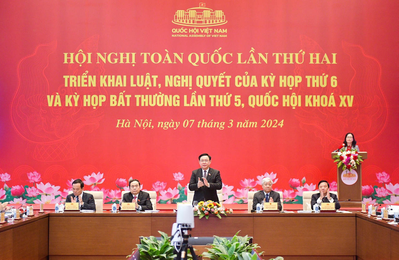 anh-bai-tren(1).jpg