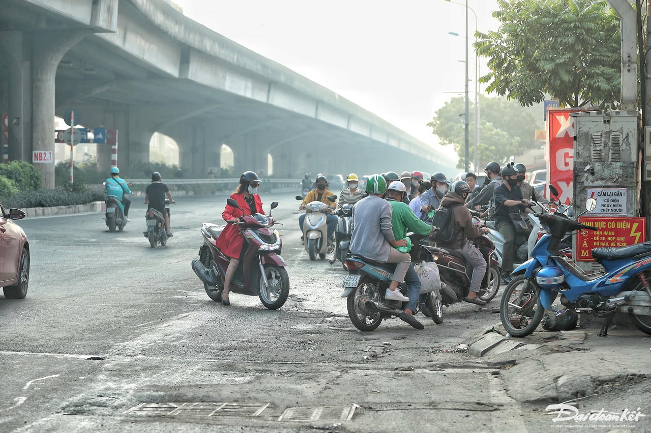 nguoc_chieu-le-khanh18.jpg