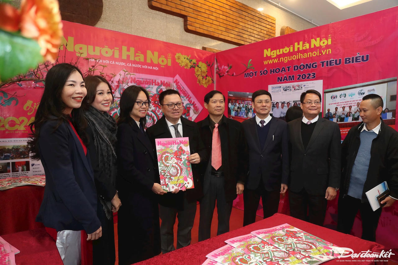 W_bao_xuan-le-khanh7.jpg