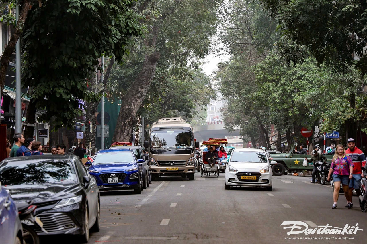 xe_hop_dong-le-khanh5.jpg